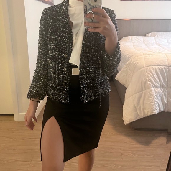 Sold - Picture 4 of 4